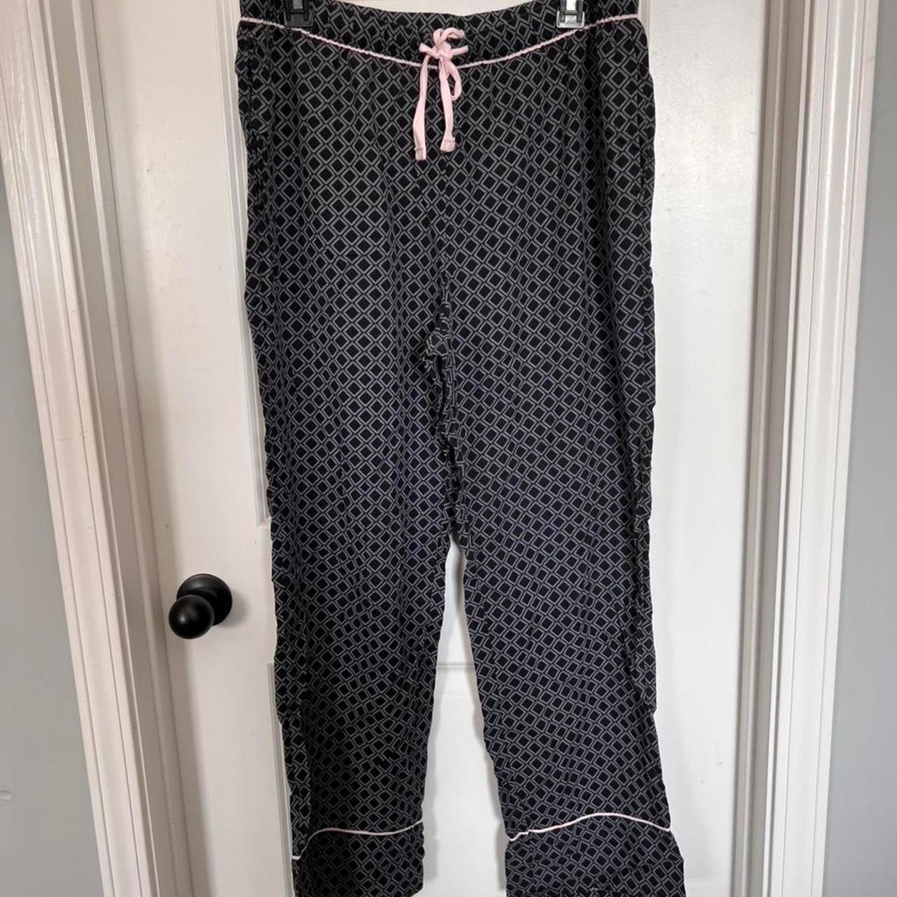 Black White and Pink Lightweight Flowy Sleepwear Pants Women's Size Large